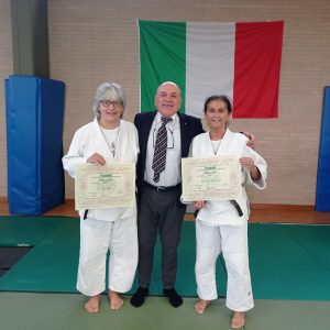 foto ricordo al corso di maestro di judo